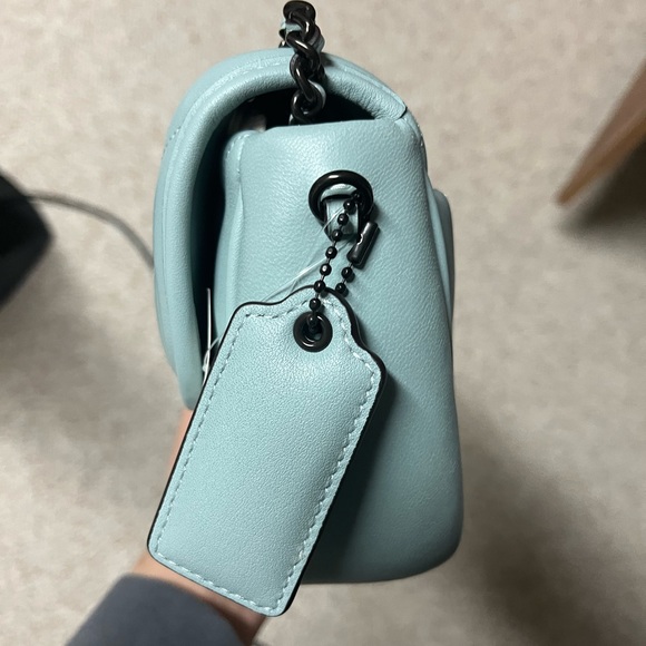 ❌SOLD❌ coach Madison 18 quilted bag - Picture 3 of 7